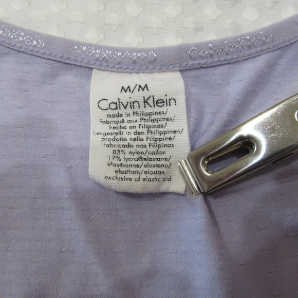 Ladies Undershirt -Calvin Klein -Medium - Picture 2 of 11